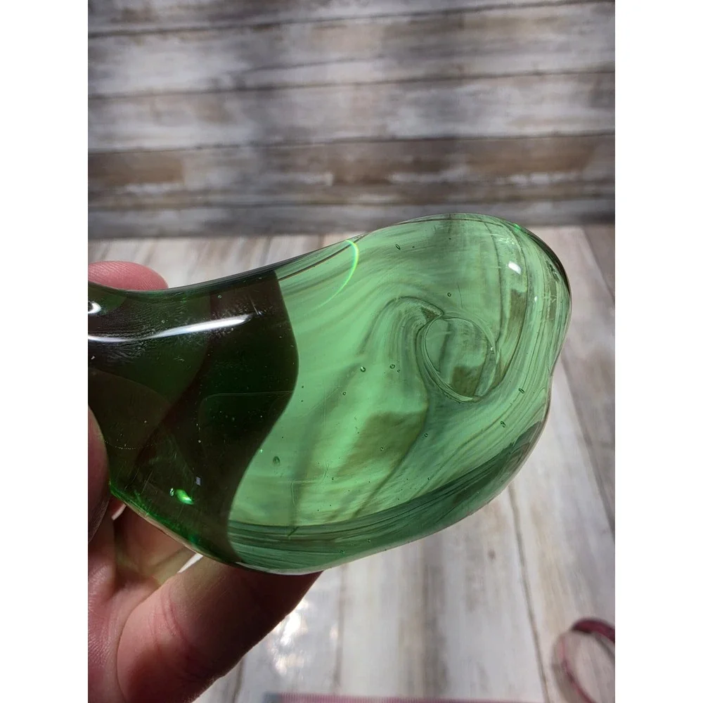 Vintage Green Art Glass Whale Figurine Hand Blown‎ Nautical Paperweight Decor
